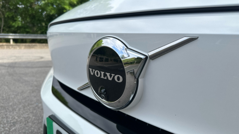 Volvo EX40 185kW Extended Range Plus 78kWh 5dr Auto Electric Estate